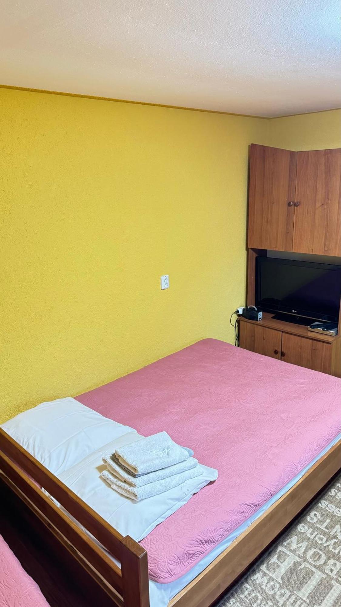 Hotel Dacha Podobovets 127 Zewnętrze zdjęcie