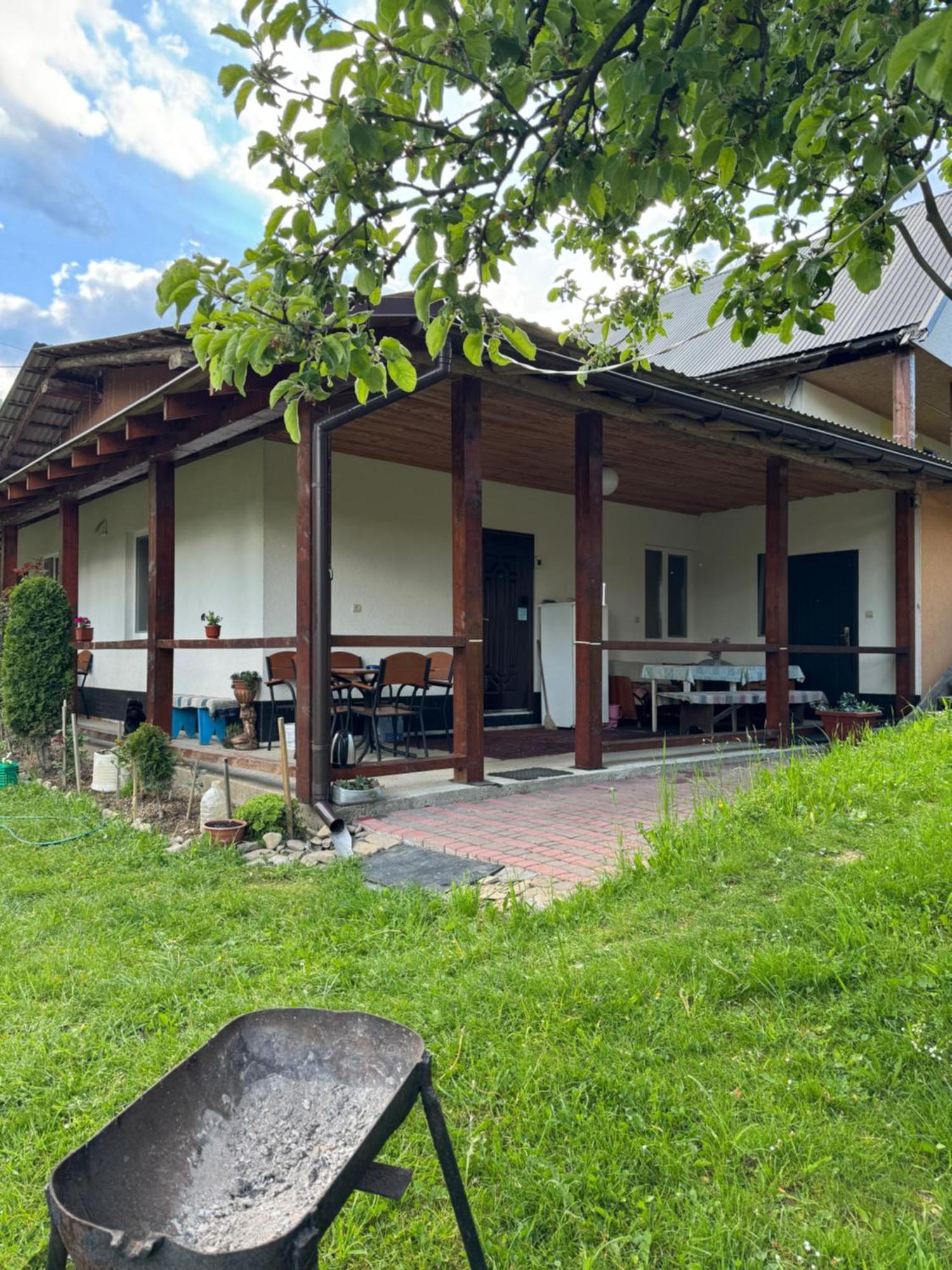 Hotel Dacha Podobovets 127 Zewnętrze zdjęcie